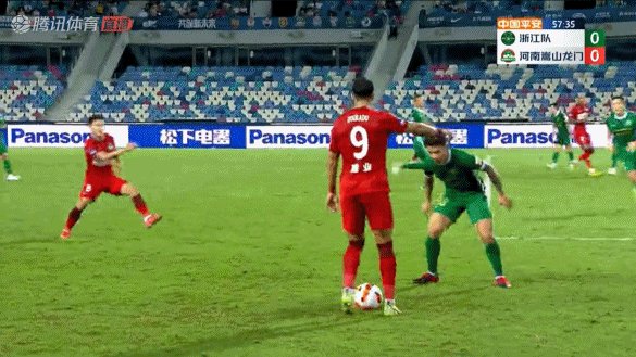 【中超】多拉多助攻钟义浩包抄破门 浙江0比1河南